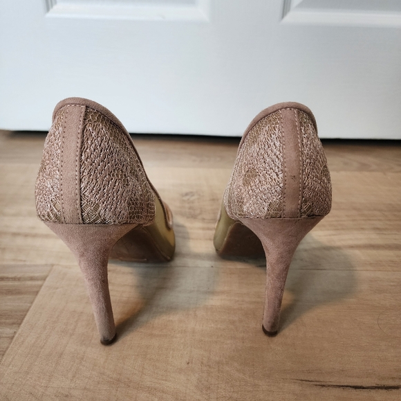 Jessica Simpson Women's Tan Lace Flats - Picture 3 of 5